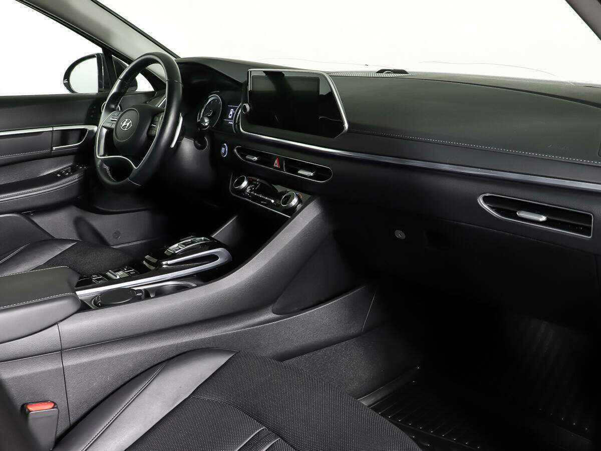 Купить Hyundai Sonata с пробегом. Фото: #8