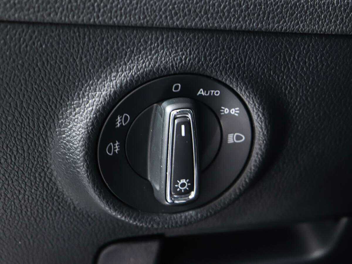 Купить Skoda Superb с пробегом. Фото: #15