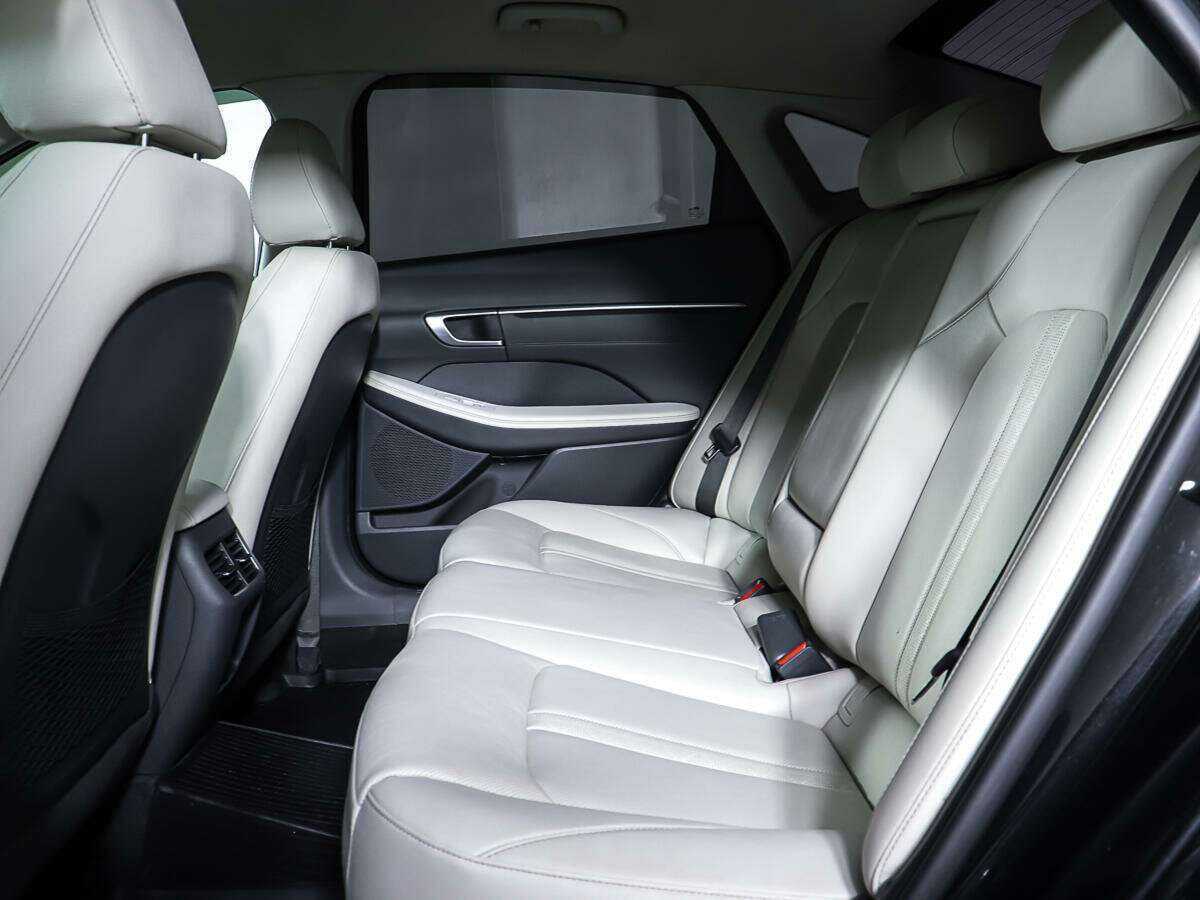 Купить Hyundai Sonata с пробегом. Фото: #9