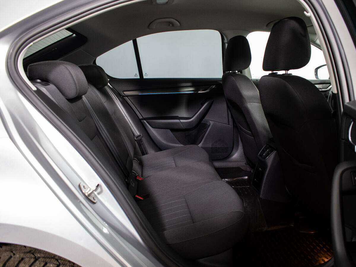 Купить Skoda Octavia с пробегом. Фото: #4