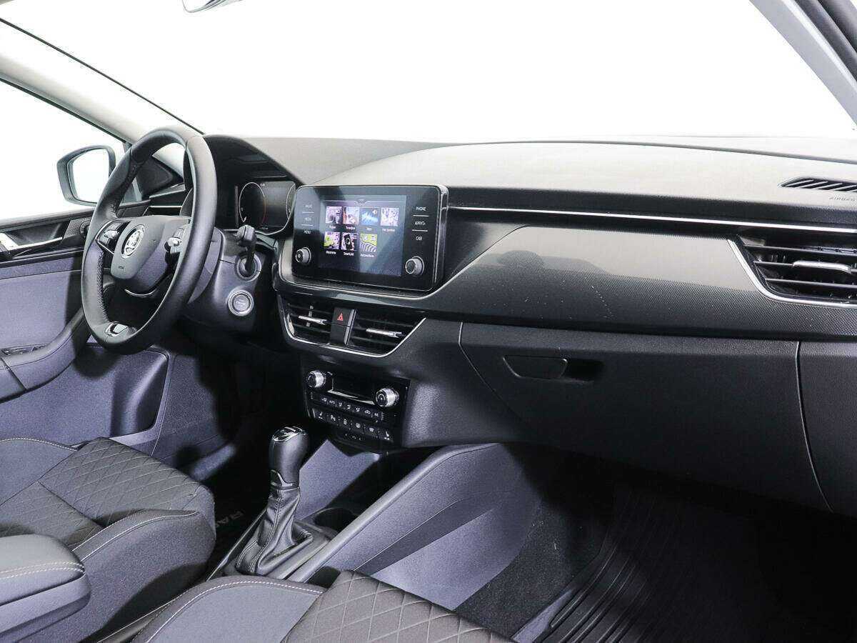 Купить Skoda Rapid с пробегом. Фото: #8