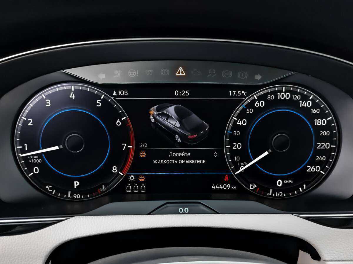 Купить Volkswagen Passat с пробегом. Фото: #11