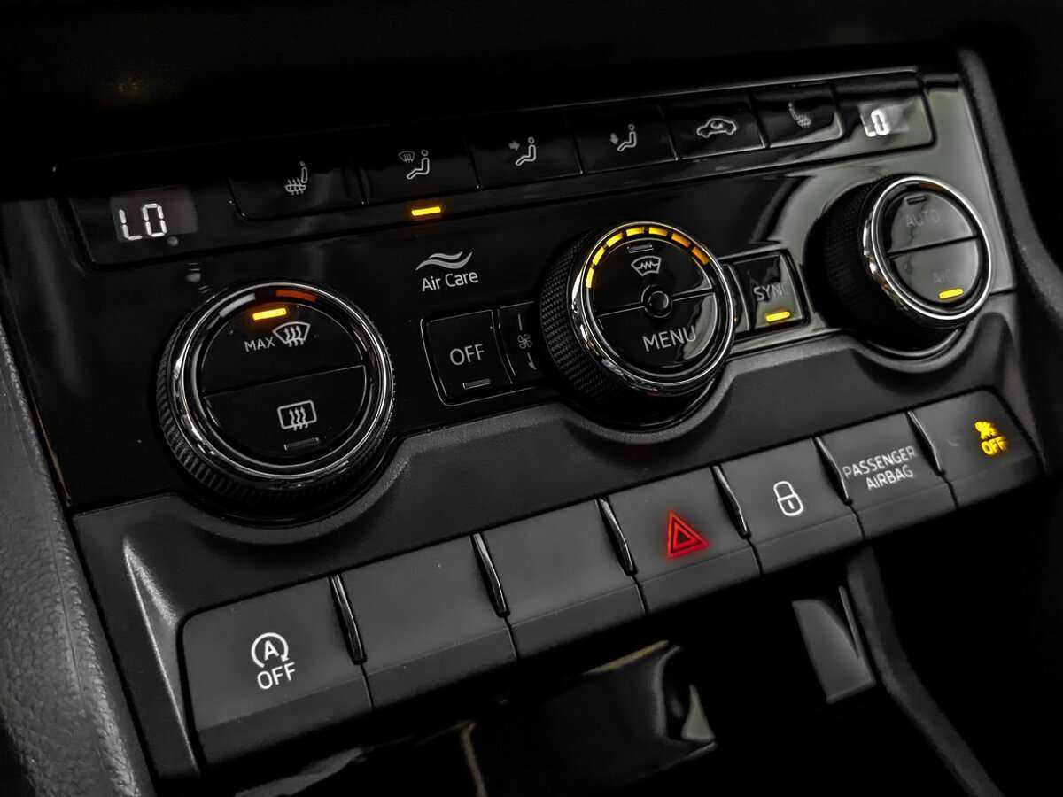 Купить Skoda Karoq с пробегом. Фото: #19