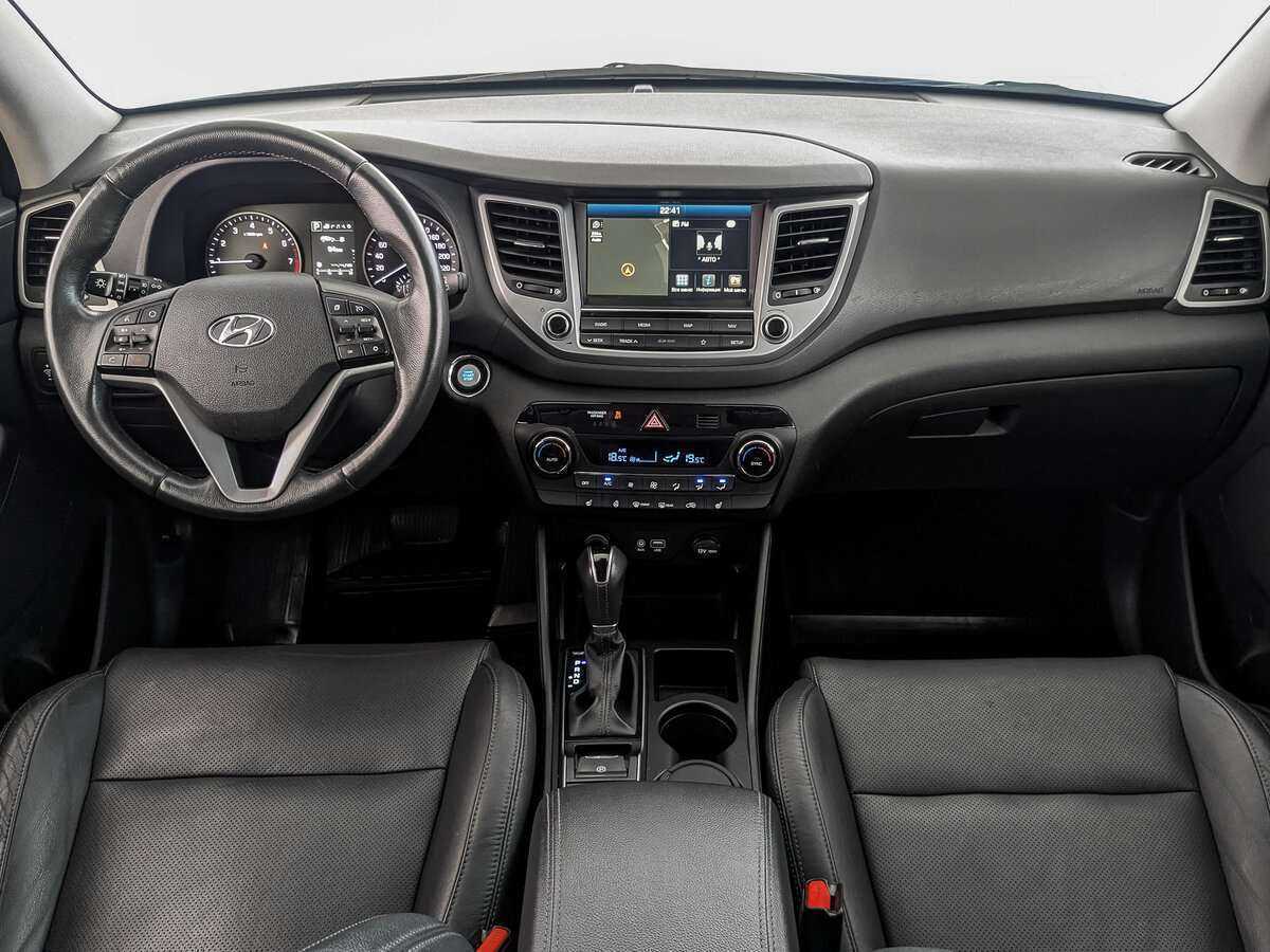 Купить Hyundai Tucson с пробегом. Фото: #13