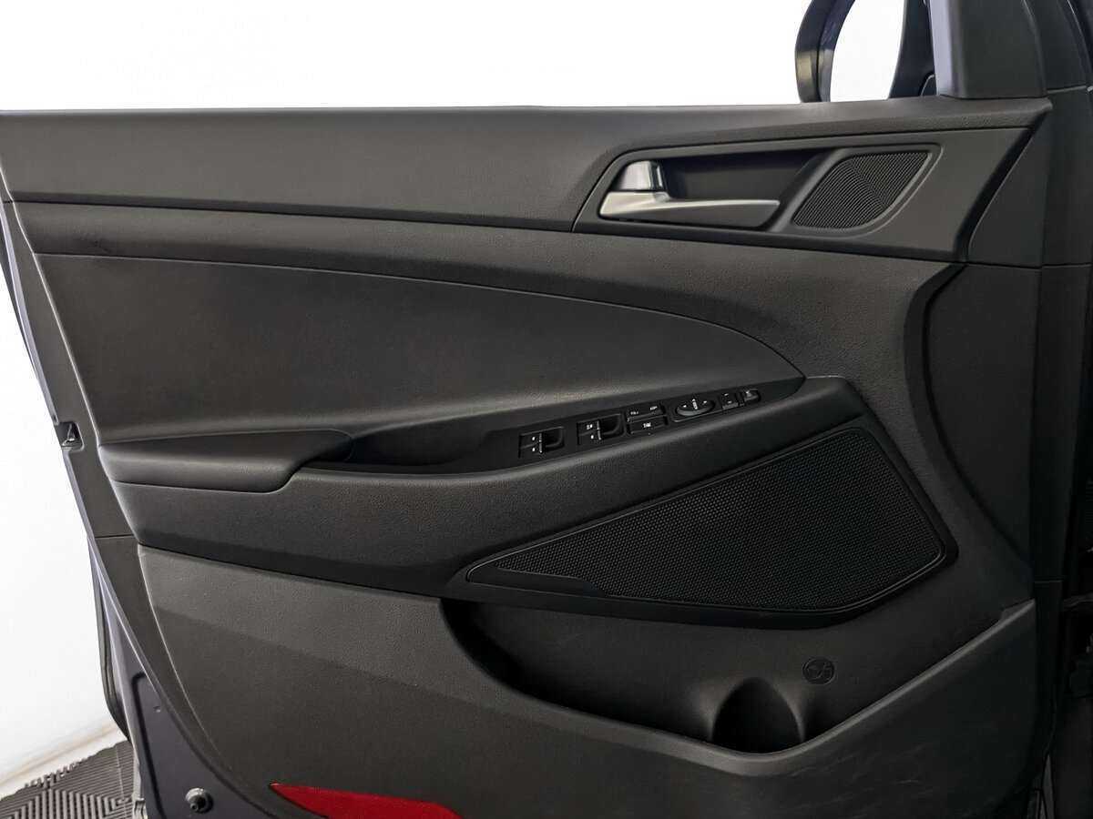 Купить Hyundai Tucson с пробегом. Фото: #18