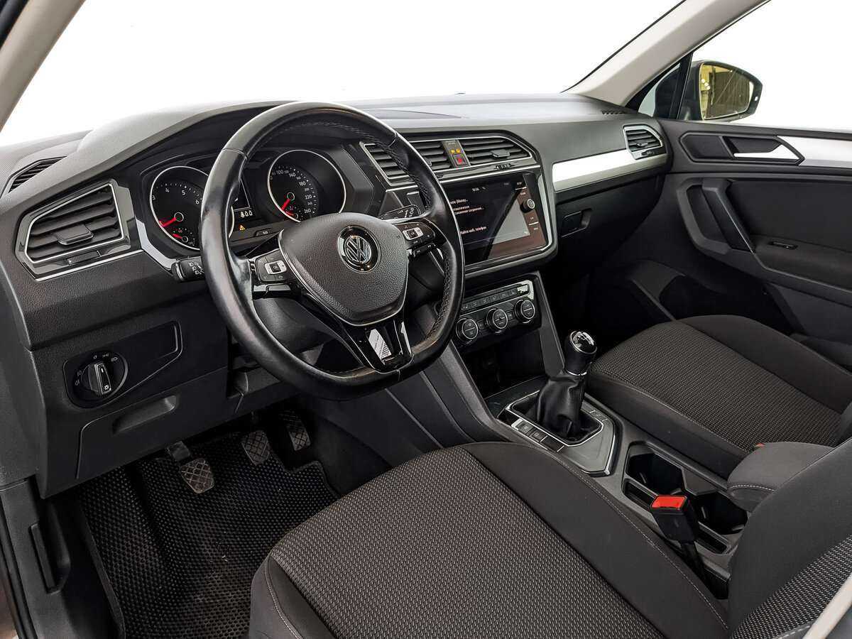 Купить Volkswagen Tiguan с пробегом. Фото: #13