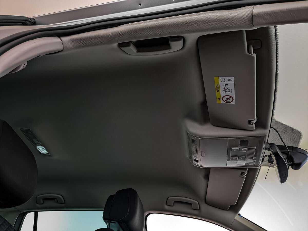 Купить Volkswagen Tiguan с пробегом. Фото: #17