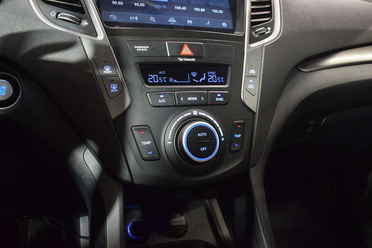 Купить Hyundai Santa Fe с пробегом. Фото: #23
