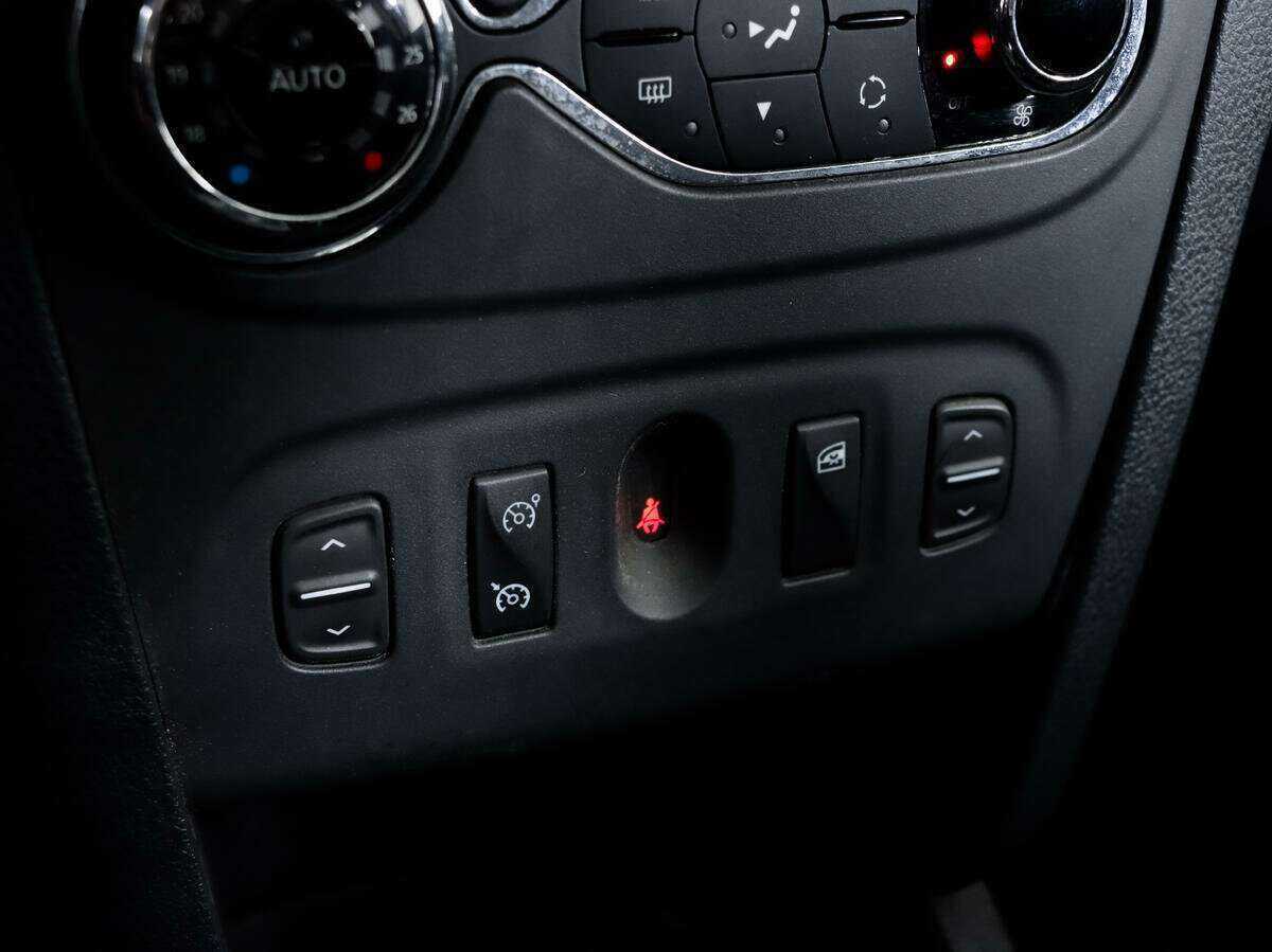 Продажа Б/У Рено Сандеро. Фото: #12