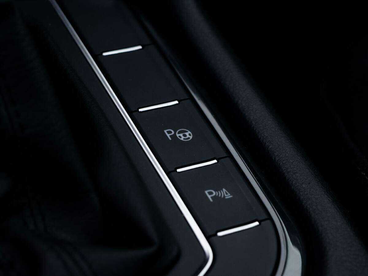 Купить Volkswagen Tiguan с пробегом. Фото: #15