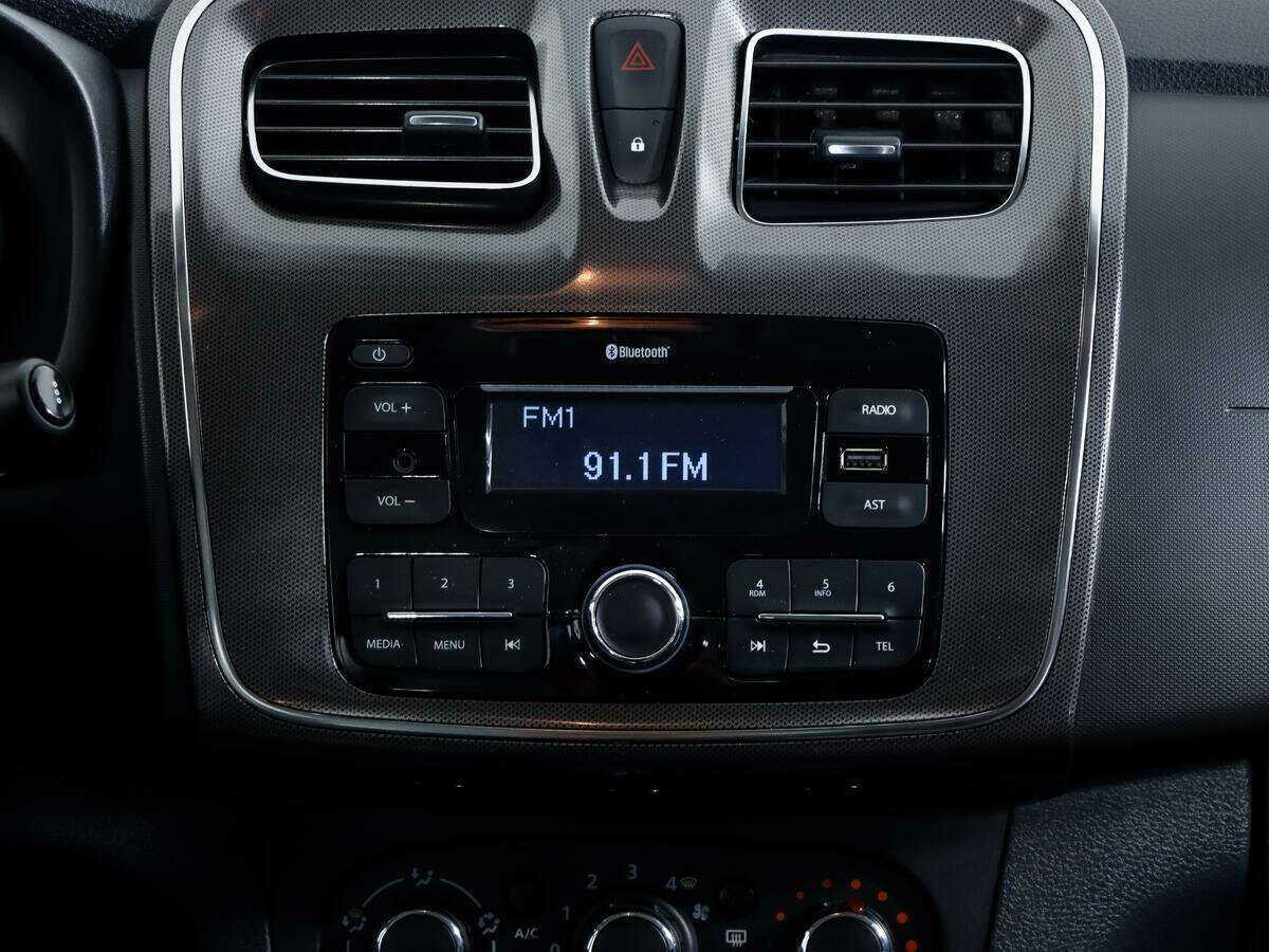 Продажа Б/У Рено Логан. Фото: #11