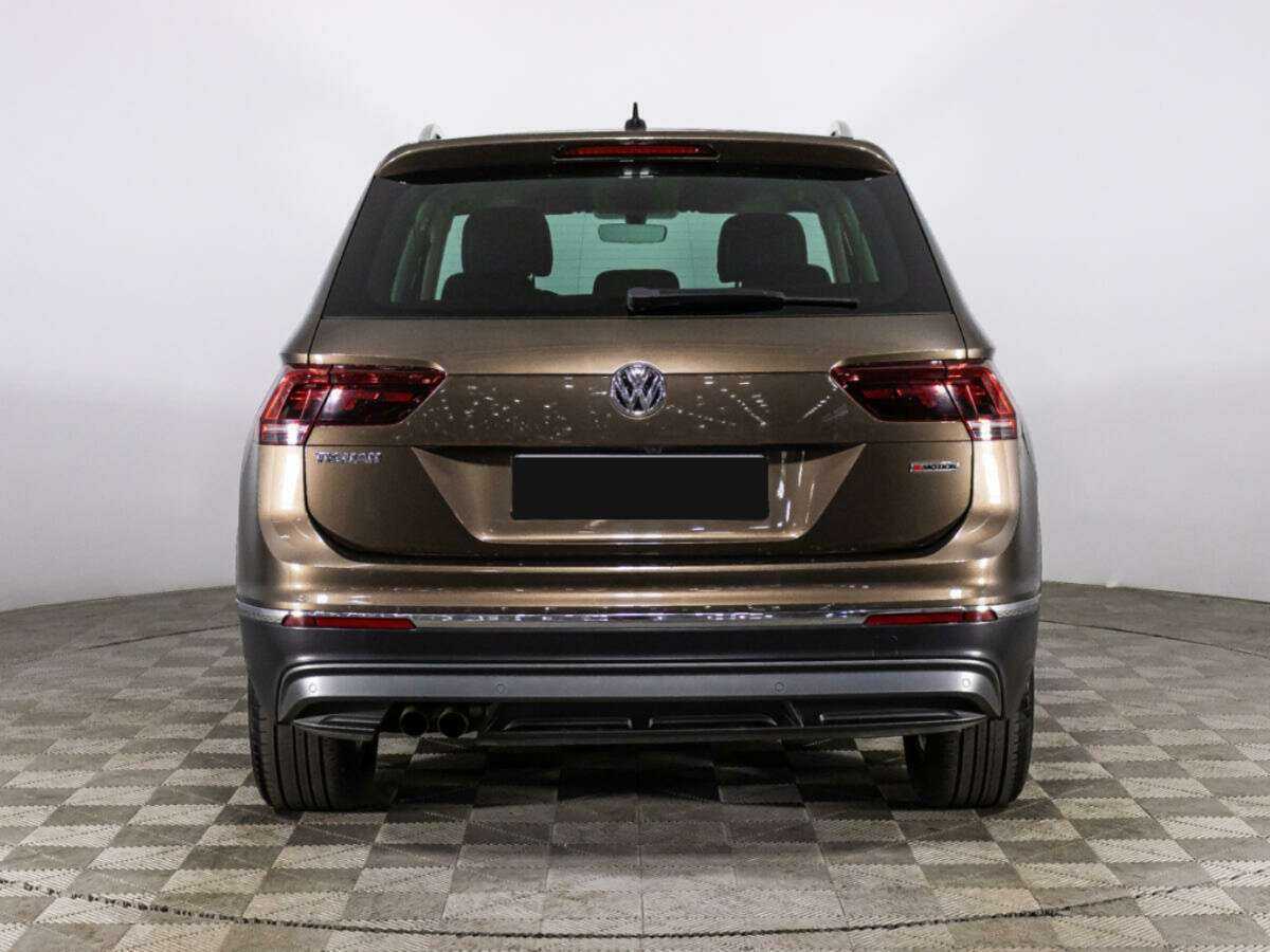 Купить Volkswagen Tiguan с пробегом. Фото: #5