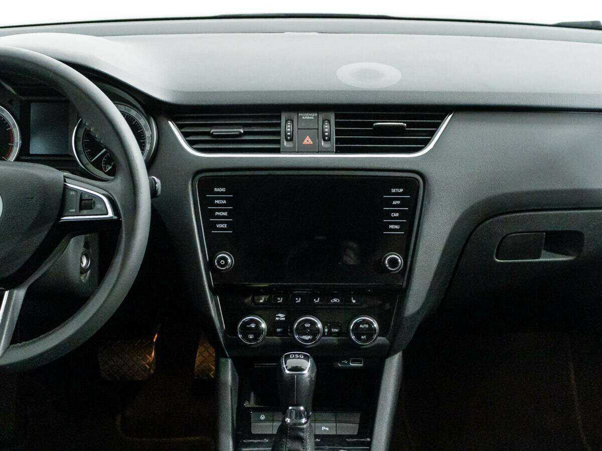 Купить Skoda Octavia с пробегом. Фото: #13