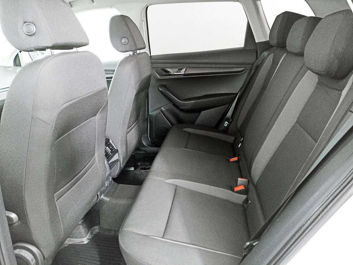 Купить Skoda Karoq с пробегом. Фото: #9