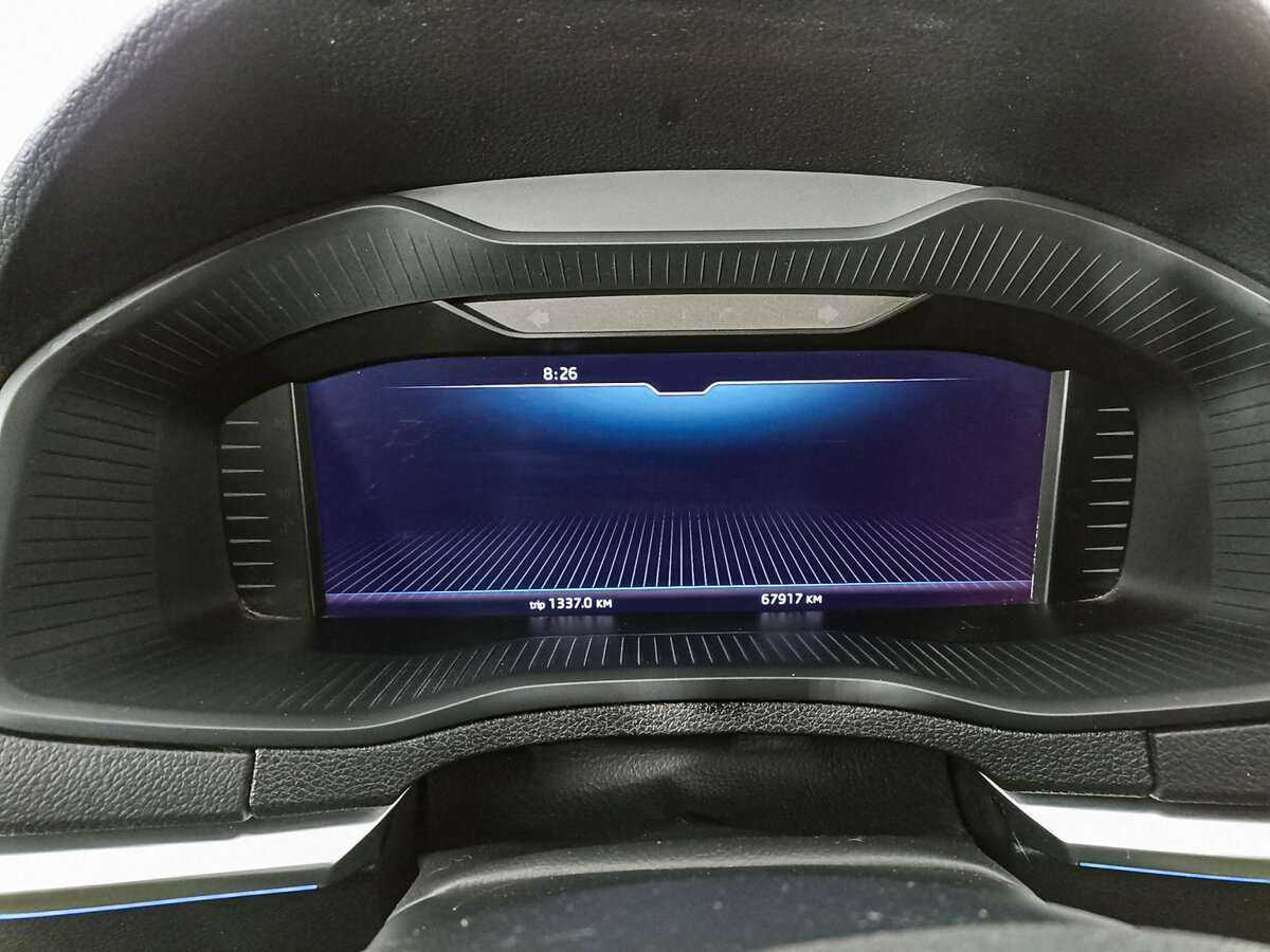 Купить Skoda Karoq с пробегом. Фото: #10