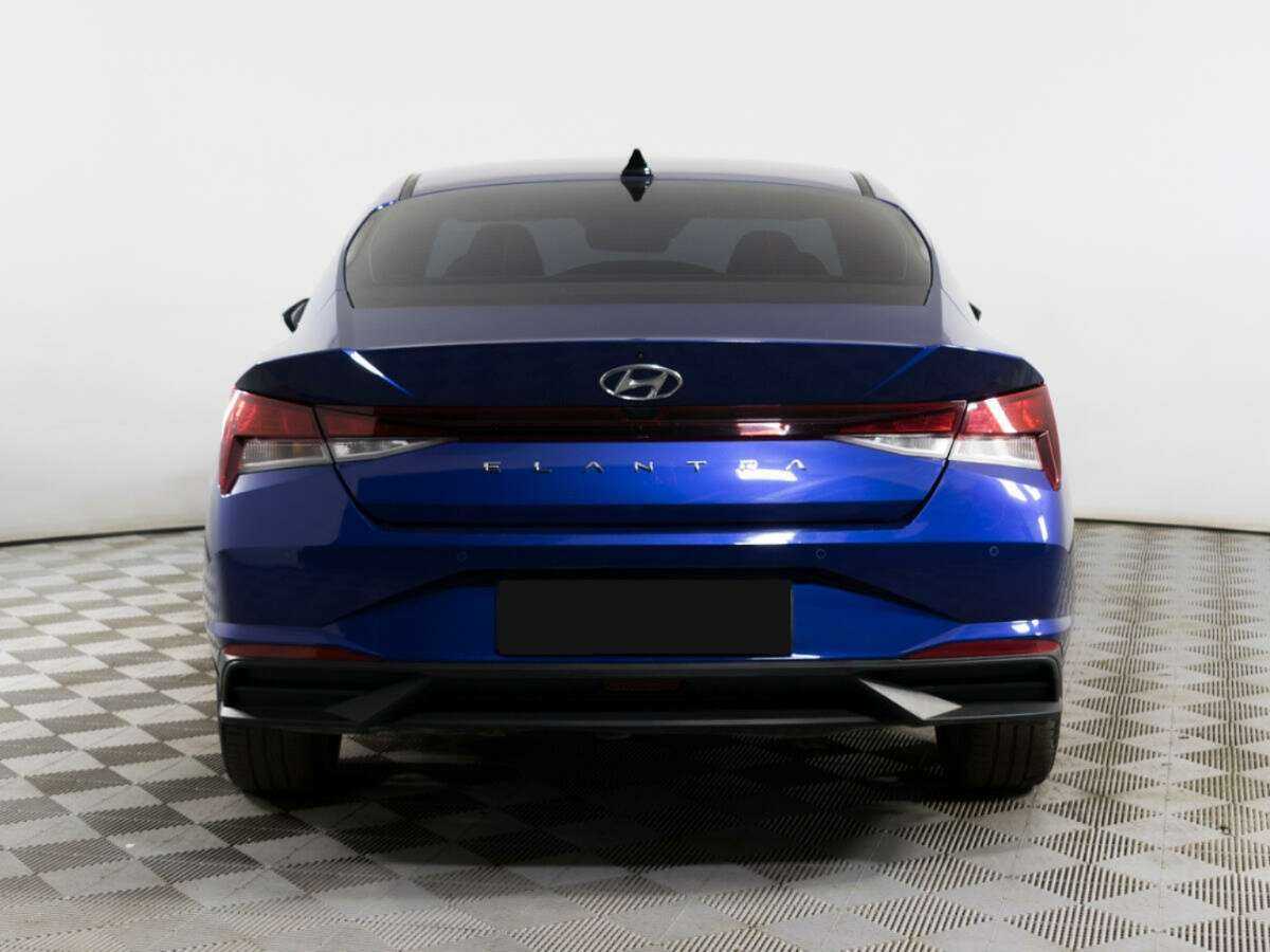Купить Hyundai Elantra с пробегом. Фото: #4