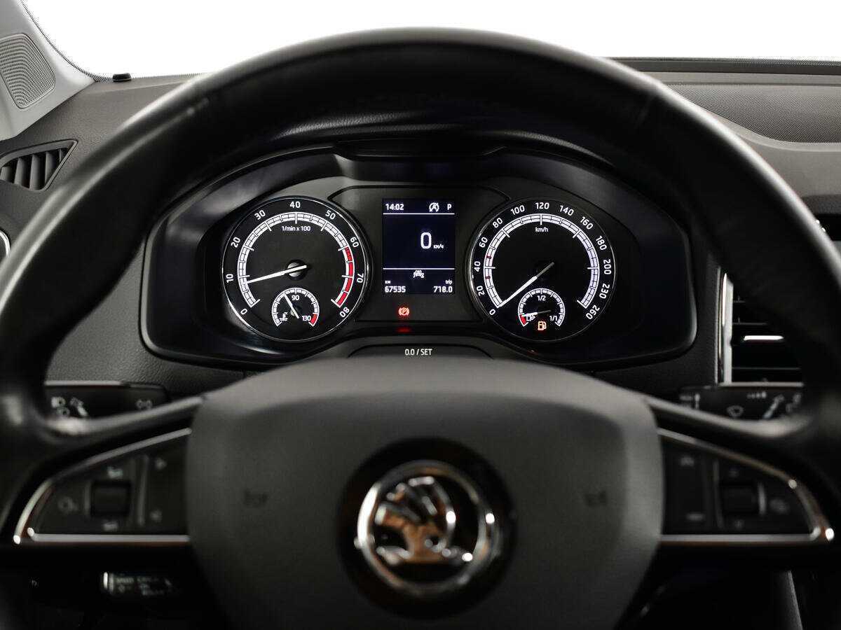 Купить Skoda Karoq с пробегом. Фото: #8