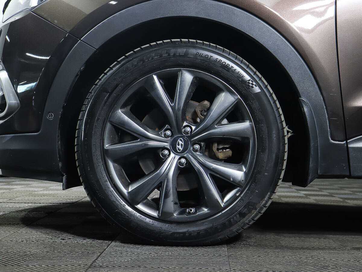 Купить Hyundai Santa Fe с пробегом. Фото: #23