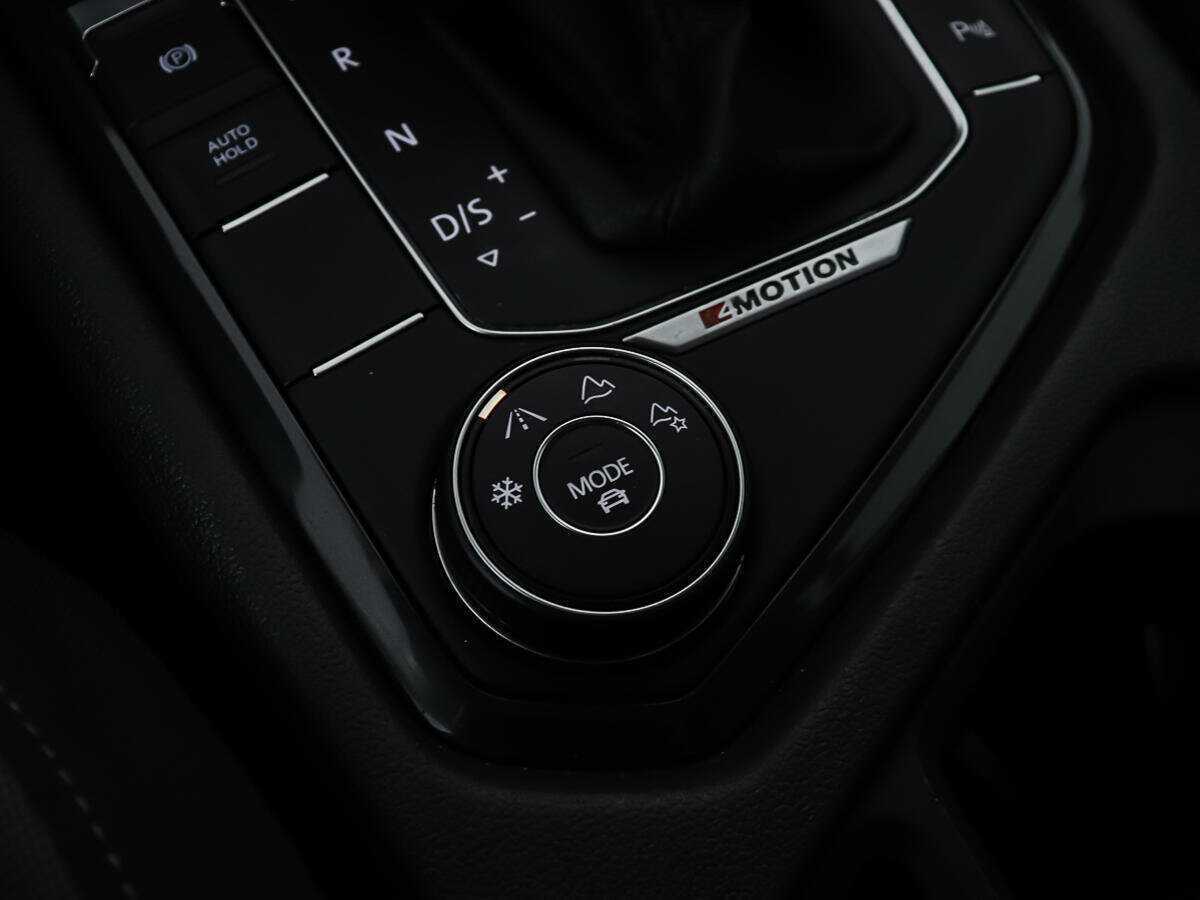 Купить Volkswagen Tiguan с пробегом. Фото: #16