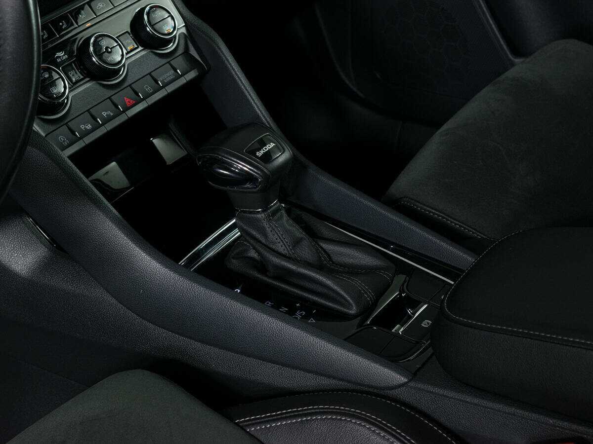 Купить Skoda Karoq с пробегом. Фото: #15