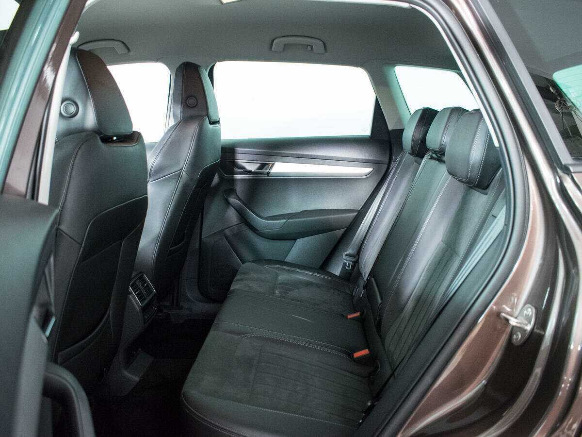 Купить Skoda Karoq с пробегом. Фото: #9