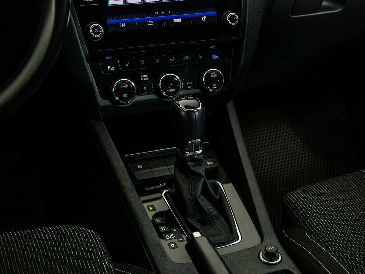 Купить Skoda Octavia с пробегом. Фото: #16