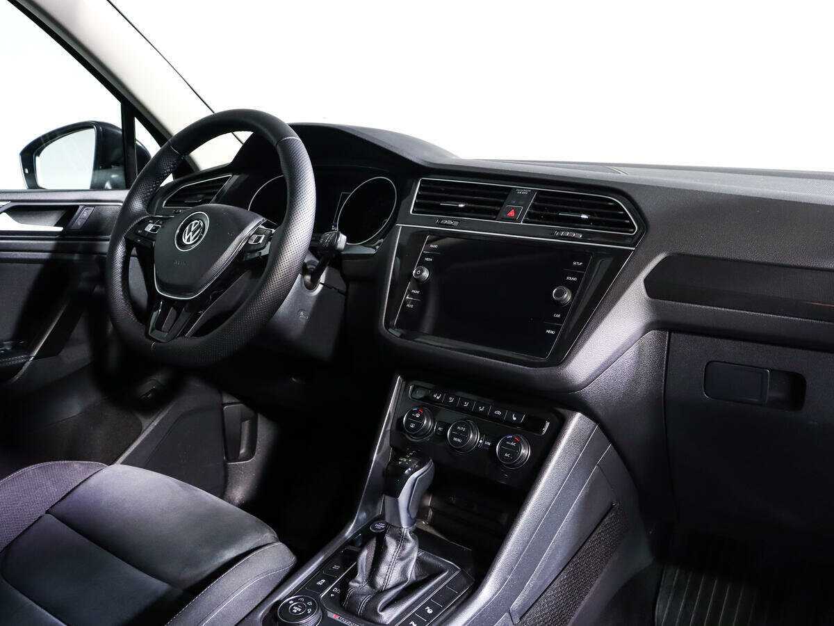 Купить Volkswagen Tiguan с пробегом. Фото: #6