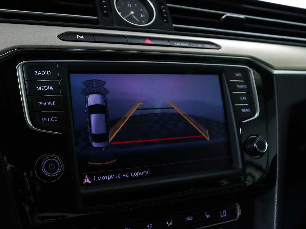 Купить Volkswagen Passat с пробегом. Фото: #12