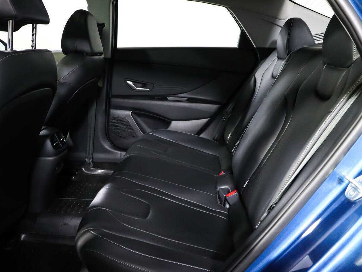 Купить Hyundai Elantra с пробегом. Фото: #7