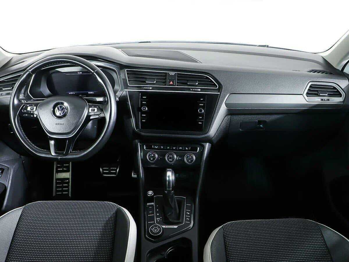 Купить Volkswagen Tiguan с пробегом. Фото: #11