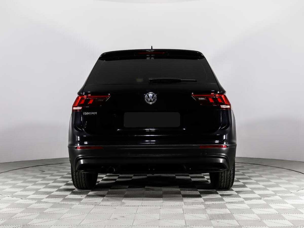 Купить Volkswagen Tiguan с пробегом. Фото: #3