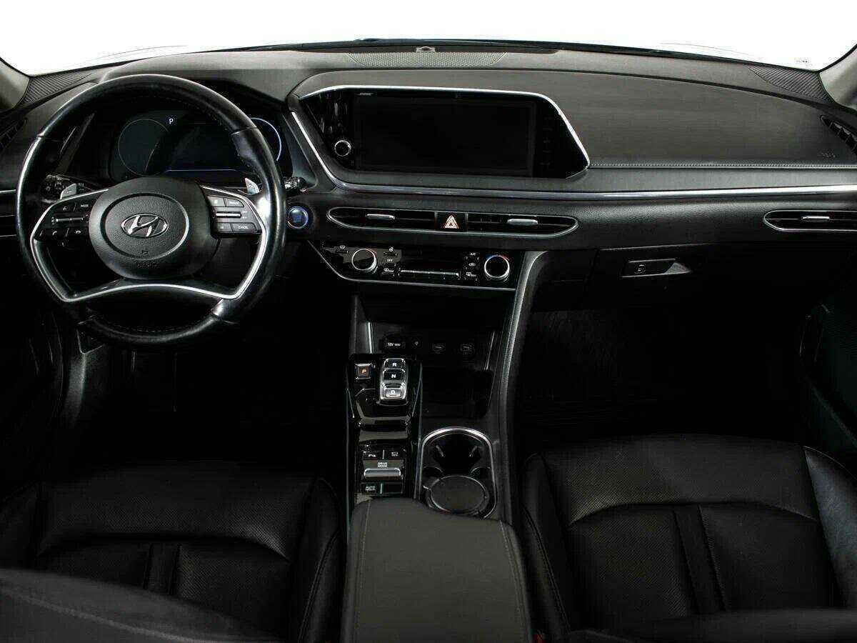 Купить Hyundai Sonata с пробегом. Фото: #11