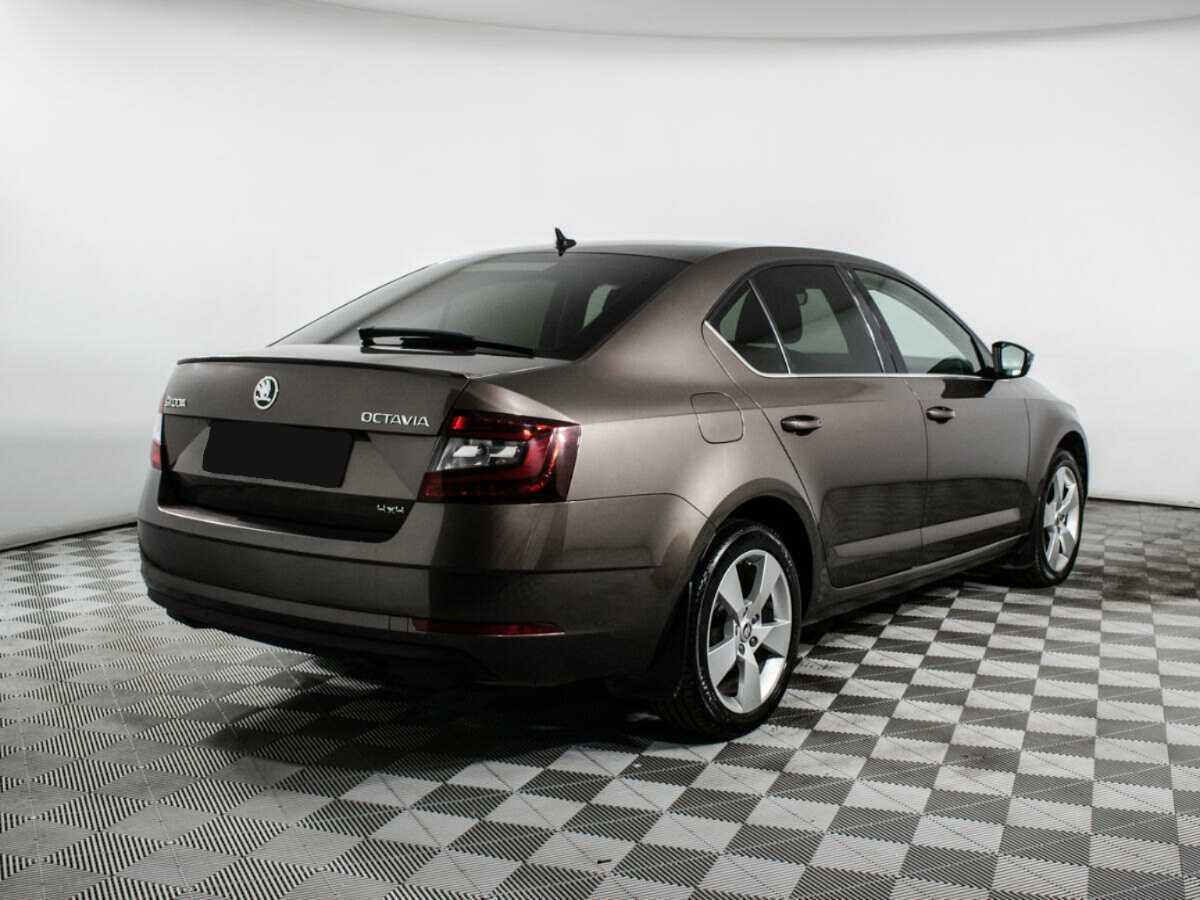 Купить Skoda Octavia с пробегом. Фото: #3