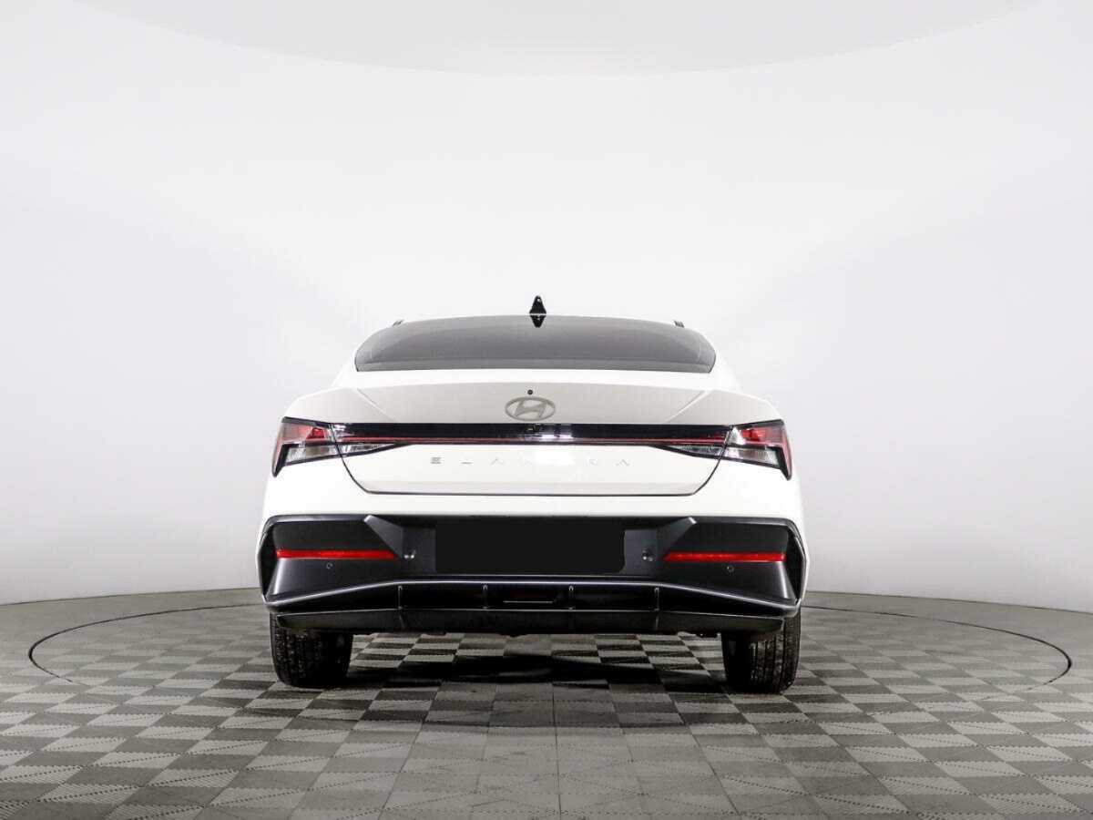 Купить Hyundai Elantra с пробегом. Фото: #5