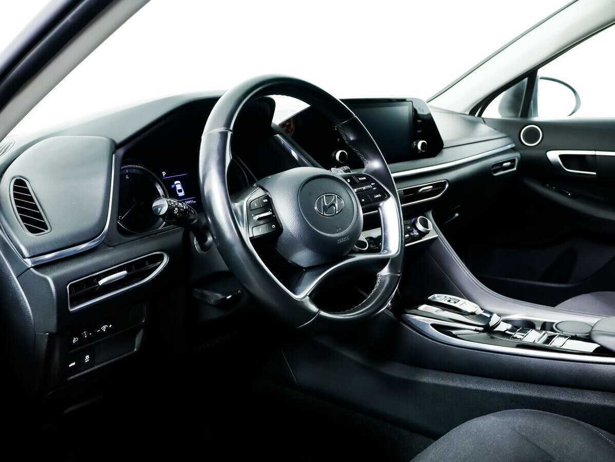 Купить Hyundai Sonata с пробегом. Фото: #10