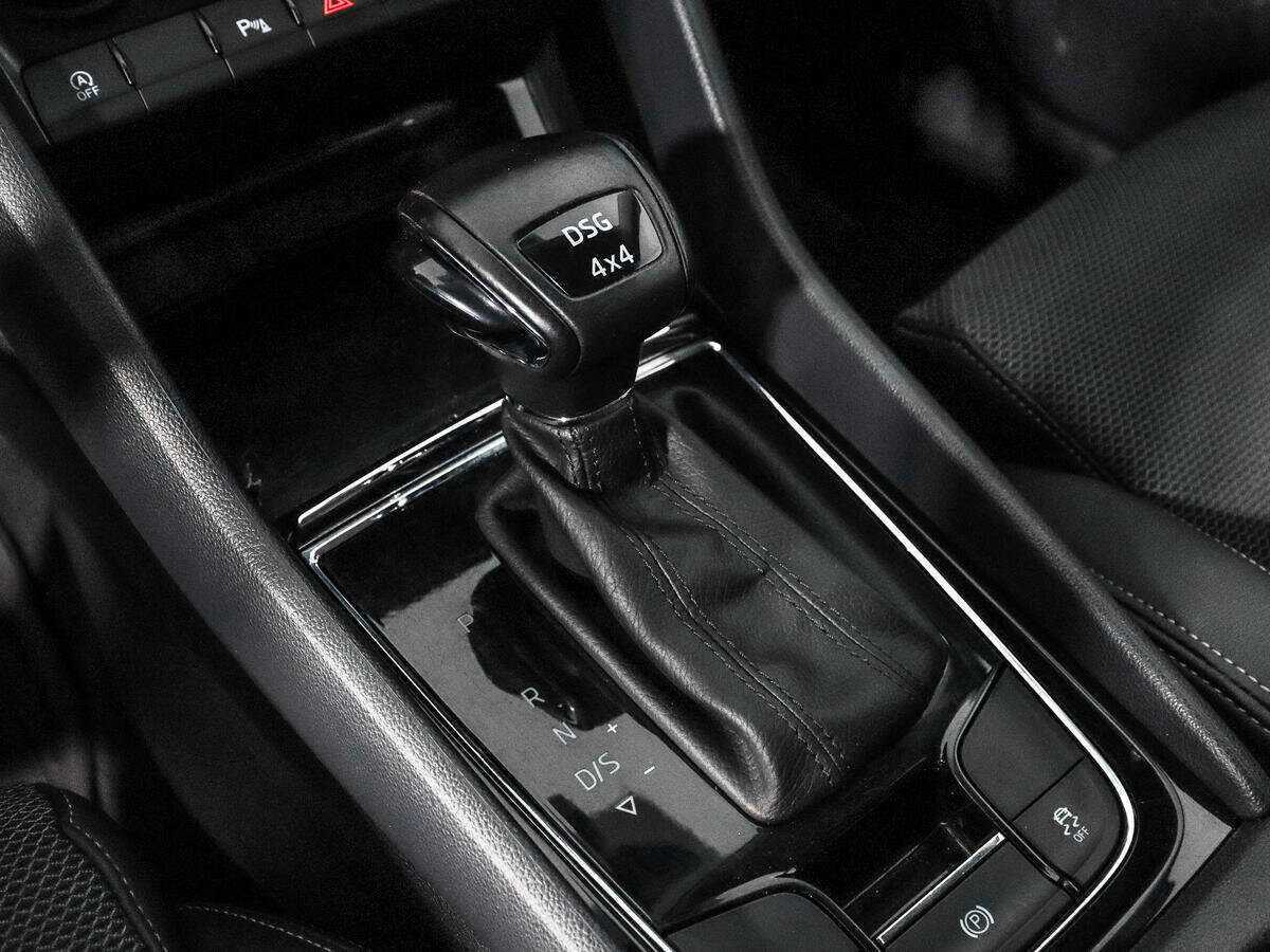 Купить Skoda Karoq с пробегом. Фото: #9