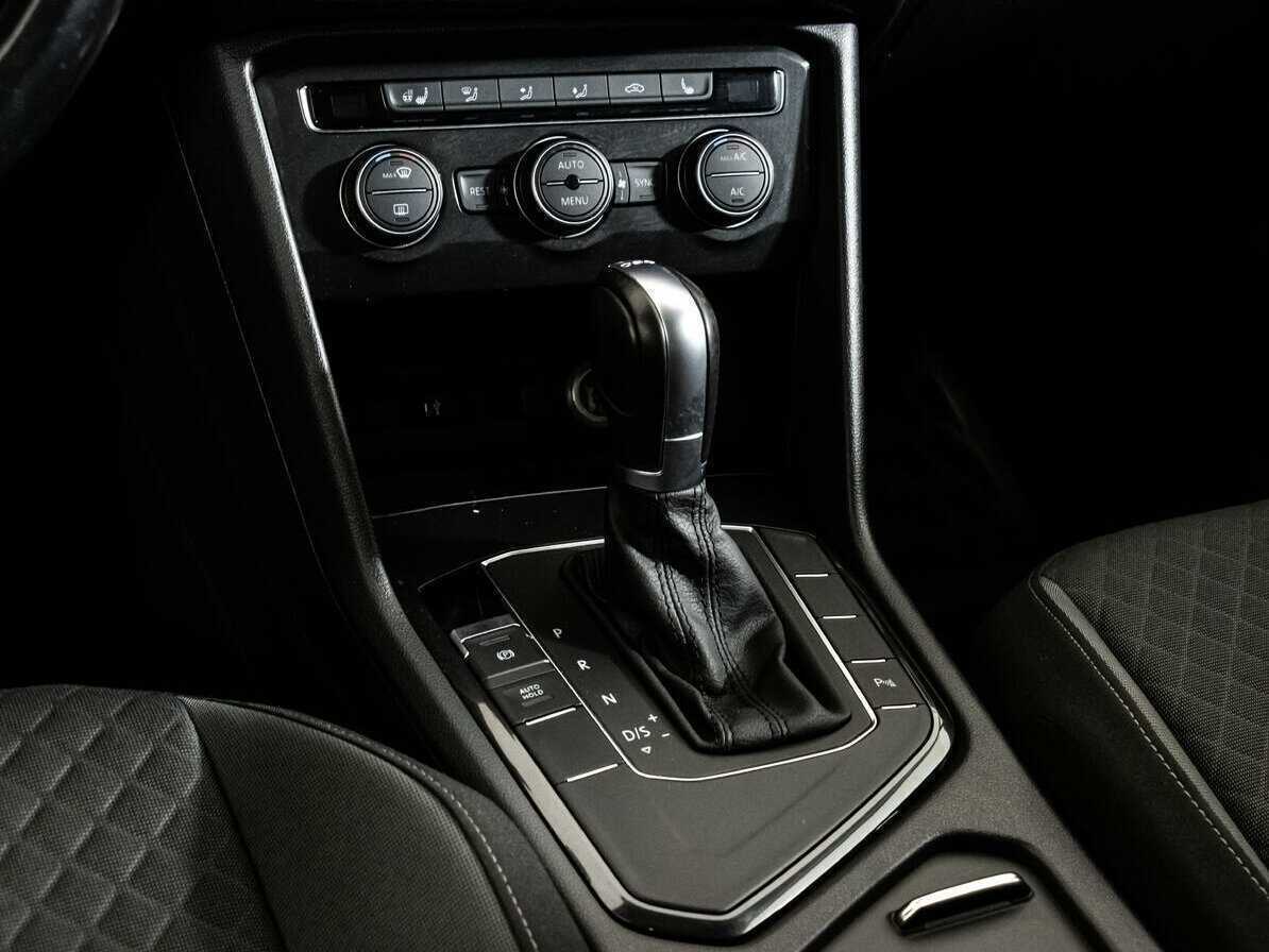 Купить Volkswagen Tiguan с пробегом. Фото: #8