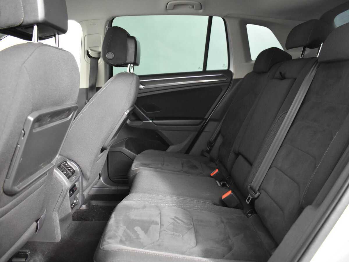 Купить Volkswagen Tiguan с пробегом. Фото: #6