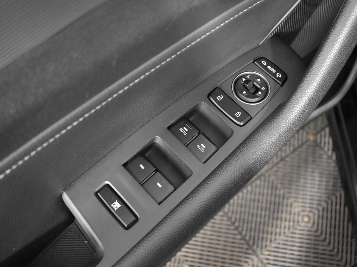 Купить Hyundai Sonata с пробегом. Фото: #7