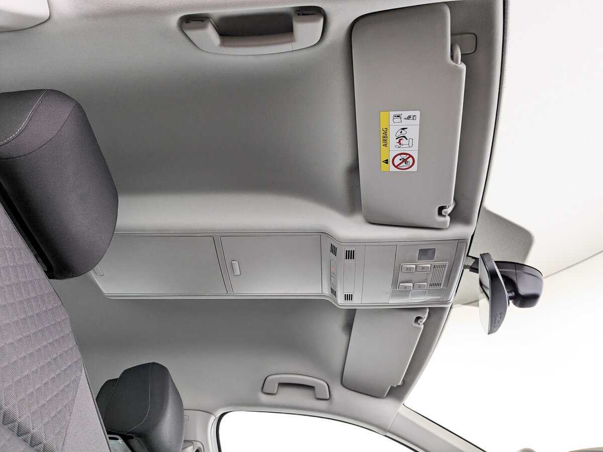 Купить Volkswagen Tiguan с пробегом. Фото: #17