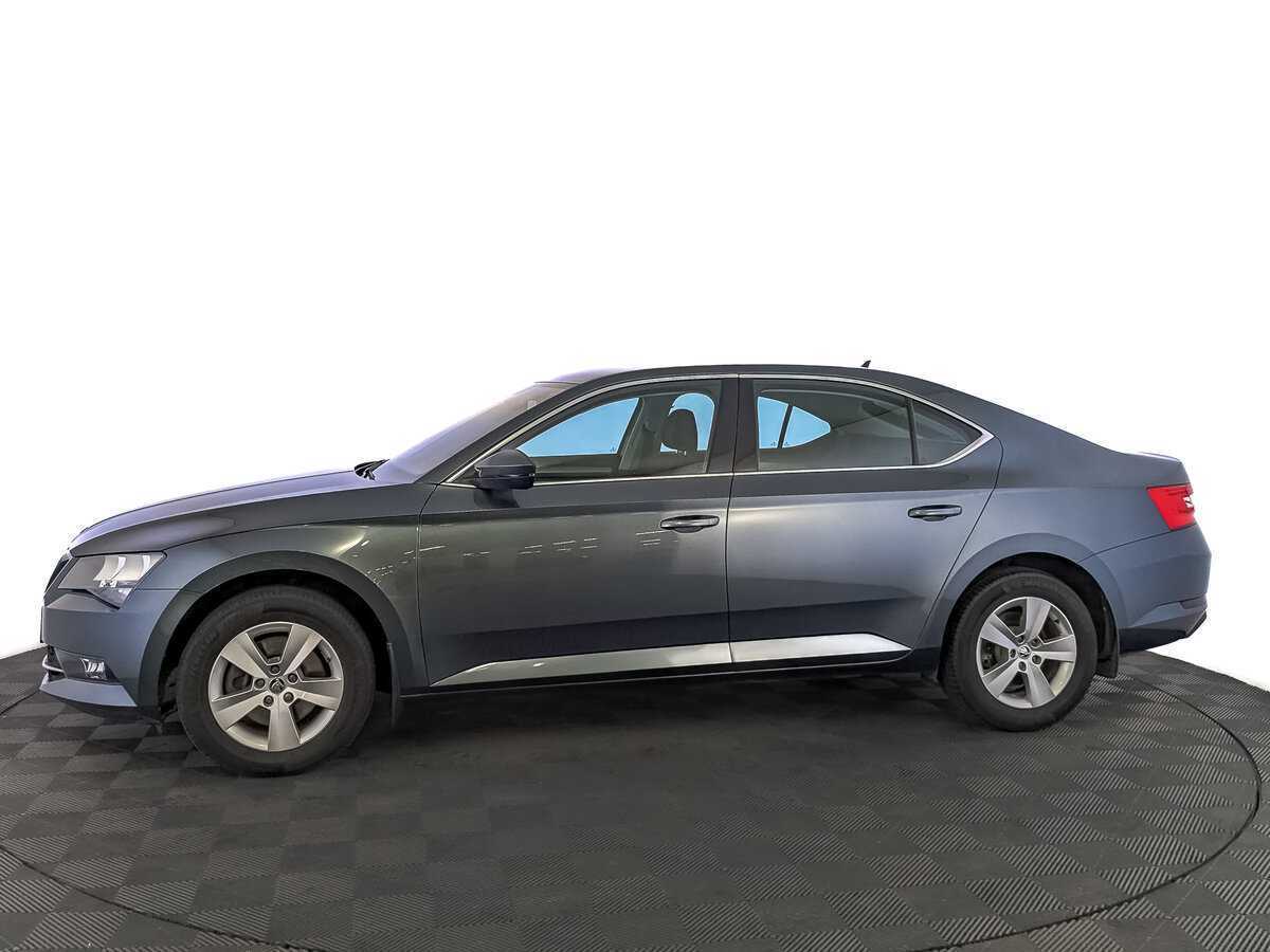 Купить Skoda Superb с пробегом. Фото: #7