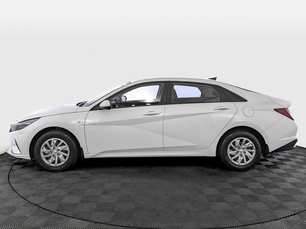 Купить Hyundai Elantra с пробегом. Фото: #7