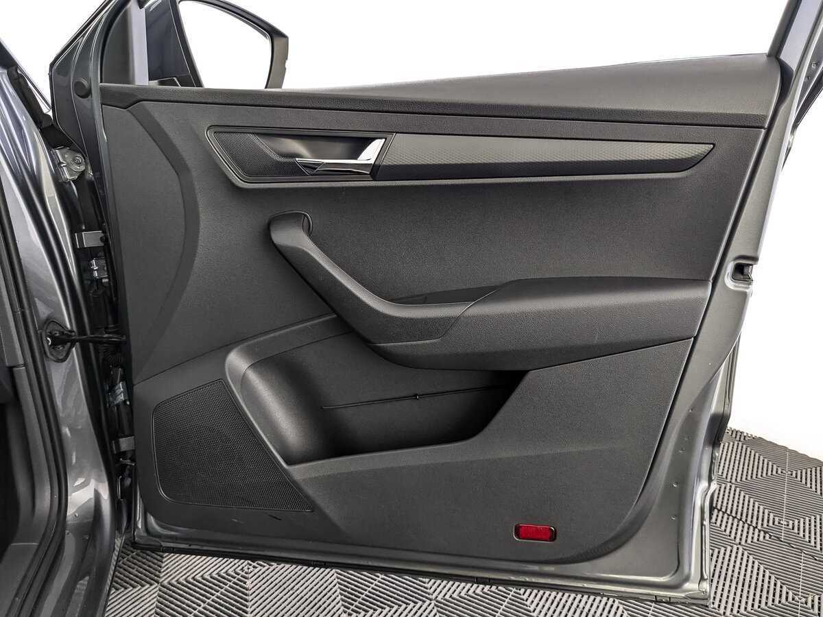 Купить Skoda Karoq с пробегом. Фото: #18