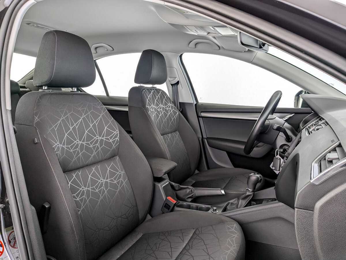 Купить Skoda Octavia с пробегом. Фото: #18