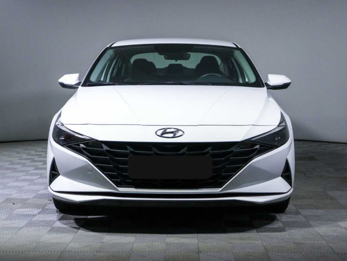 Купить Hyundai Elantra с пробегом. Фото: #1