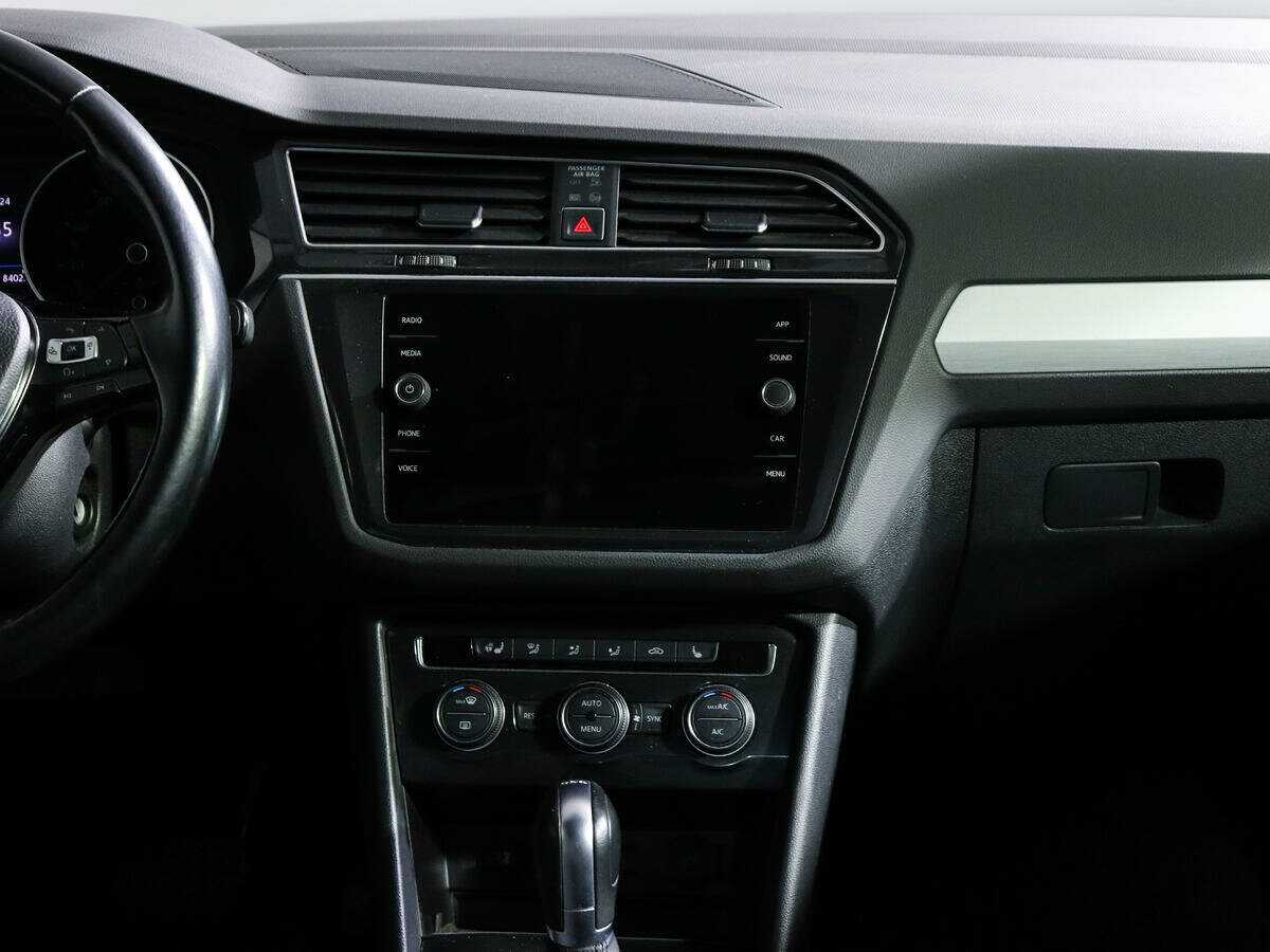 Купить Volkswagen Tiguan с пробегом. Фото: #10