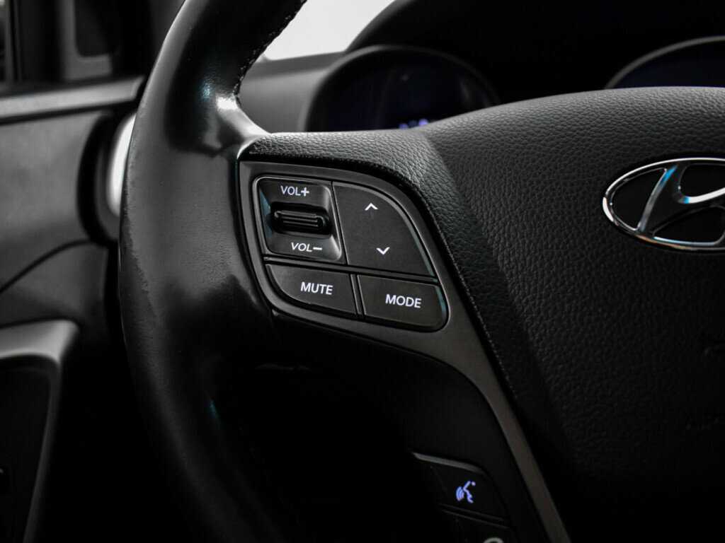 Купить Hyundai Santa Fe с пробегом. Фото: #16