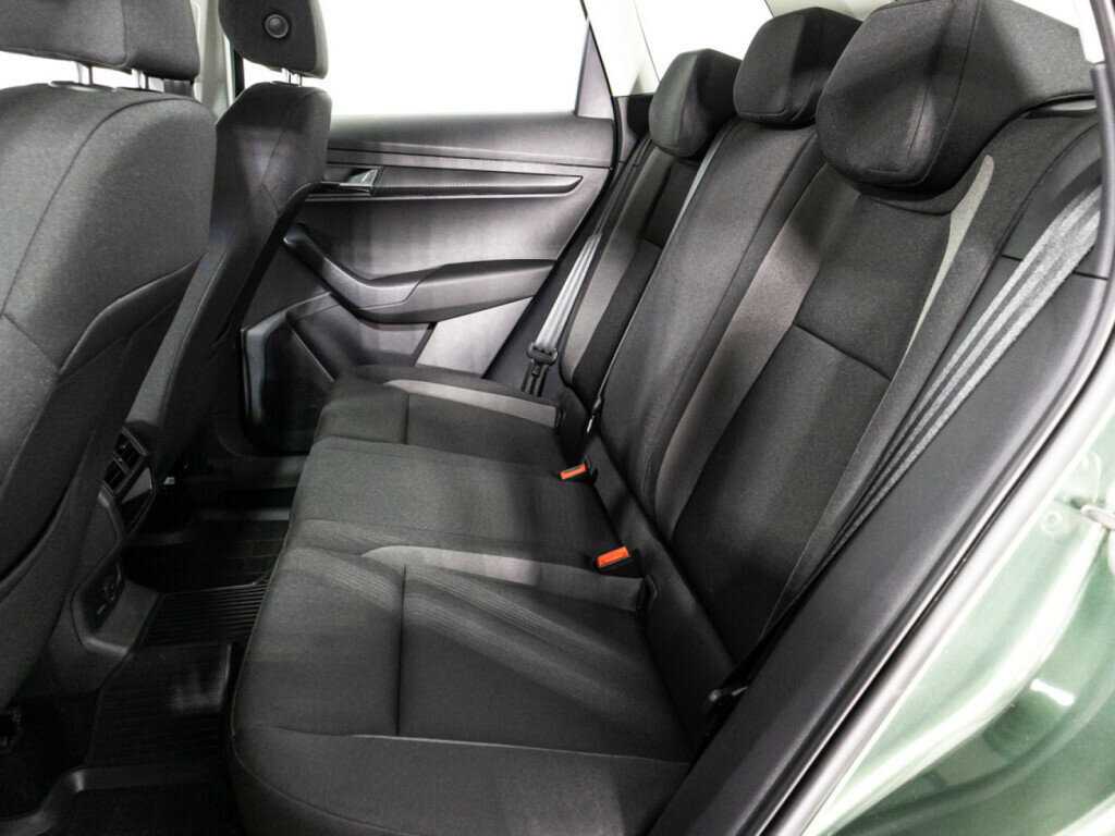 Купить Skoda Karoq с пробегом. Фото: #9