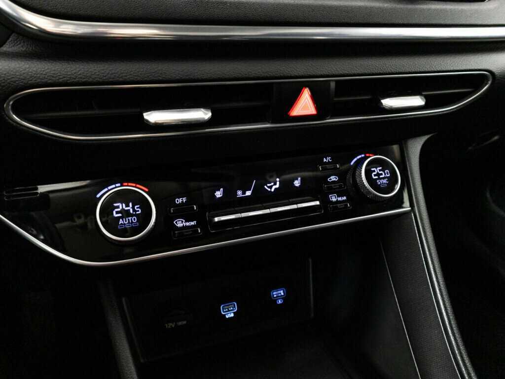 Купить Hyundai Sonata с пробегом. Фото: #15