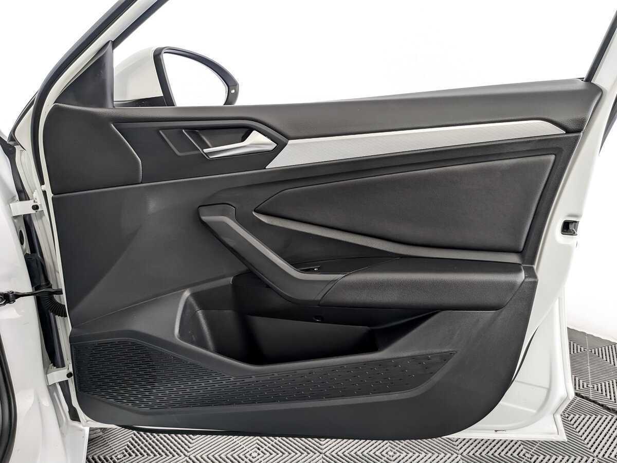 Купить Volkswagen Jetta с пробегом. Фото: #23